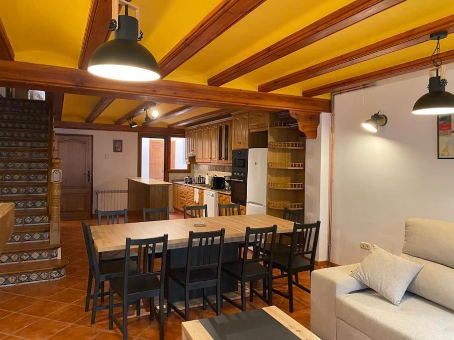 Casa Rural La Pena 米兰韦尔 外观 照片